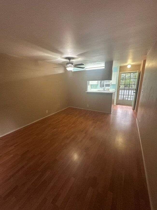 Building Photo - 2 BD / 1 BA Apartment in Mililani!