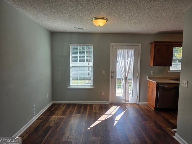 Building Photo - 103 Reese Way