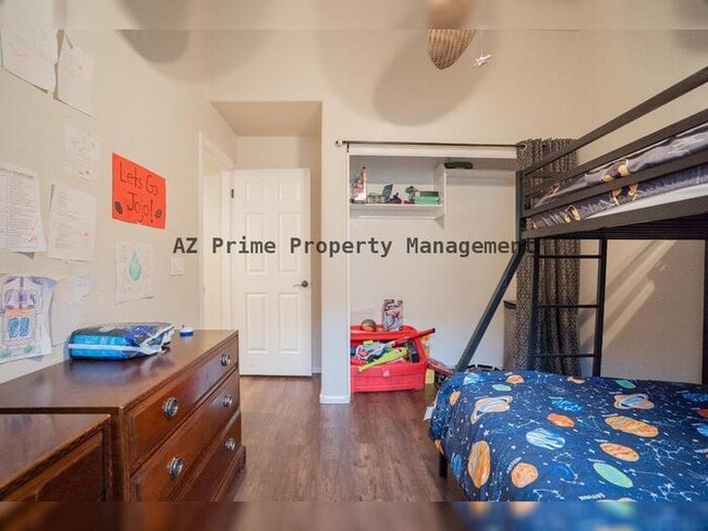Building Photo - 3321 E Blackhawk Dr