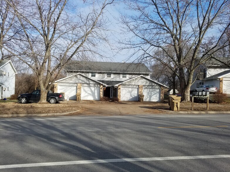Building Photo - 4654 Hayes Rd
