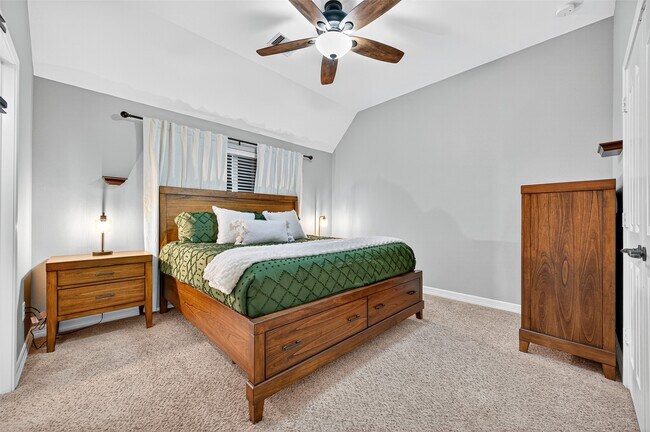 Building Photo - 6854 Adrienne Arbor Dr