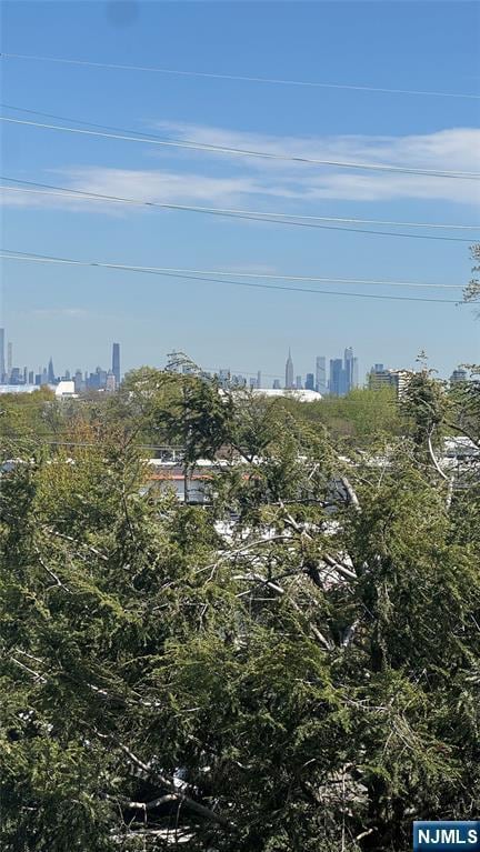 Building Photo - 85 Eastern