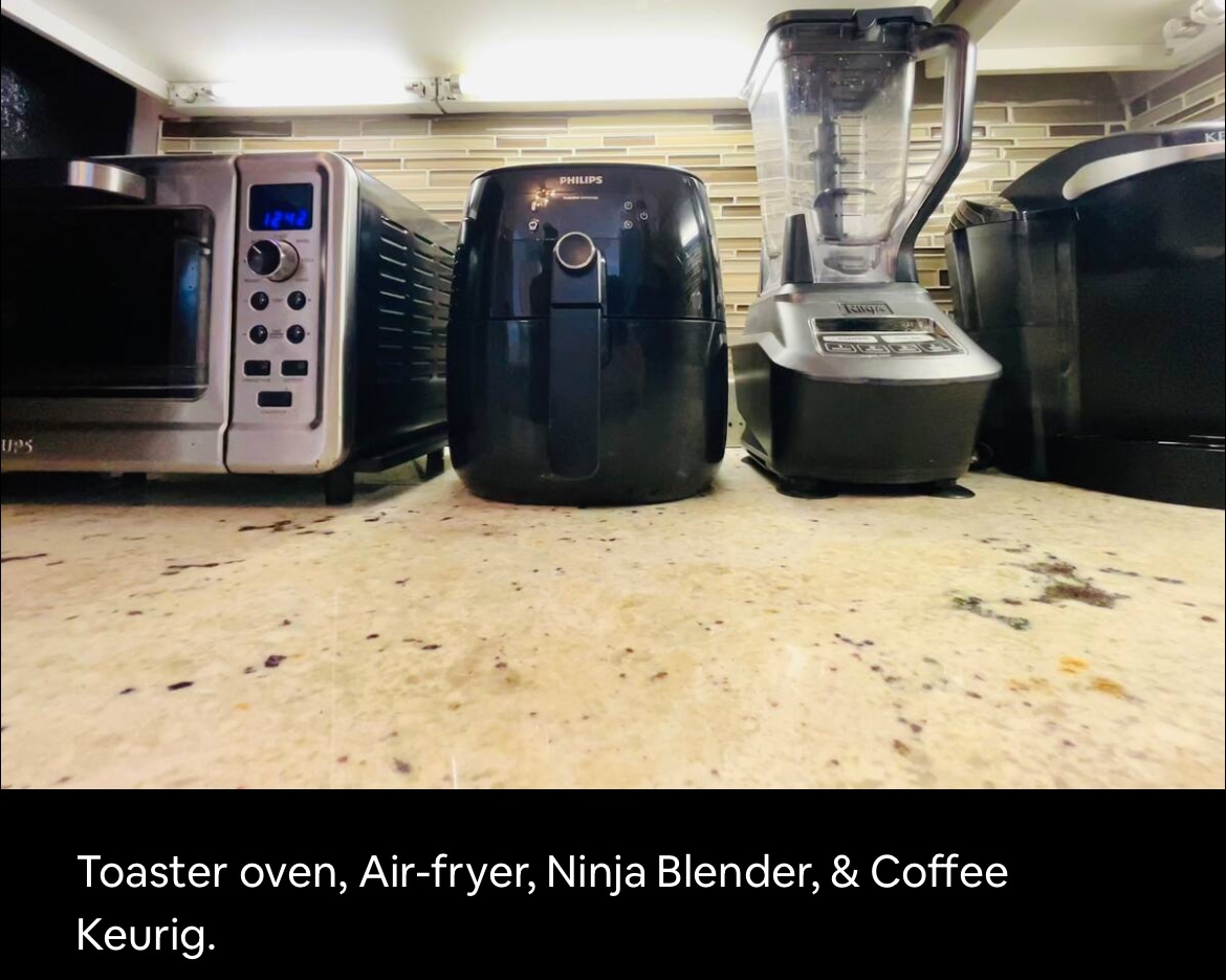 Building Photo - 501 Knights Run Ave