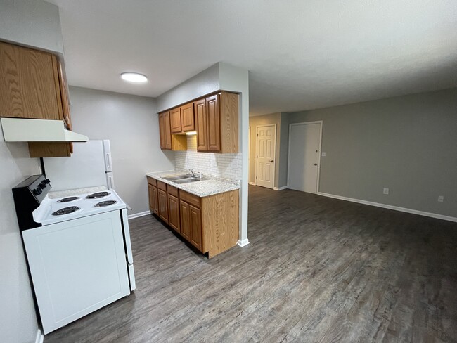 Building Photo - Hopeview Apartments