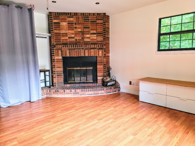 Building Photo - 10777 Bolyard Dr