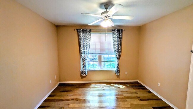 Building Photo - ANNUAL UNFURNISHED GROUND FLOOR CONDO 3 BED 2 BATH