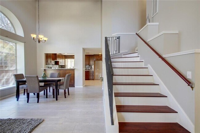 Building Photo - 2926 Wickersham Ln
