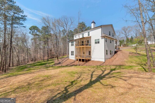 Building Photo - 629 Butterworth Rd