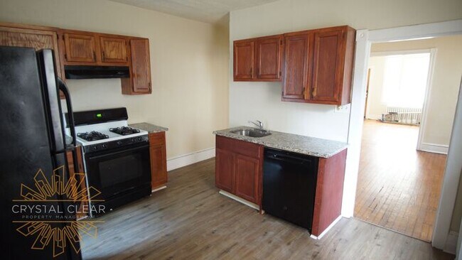 Building Photo - 416 McCabe Ave