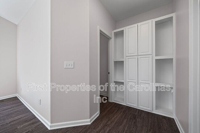 Building Photo - 2535 Fossil Stone Ln