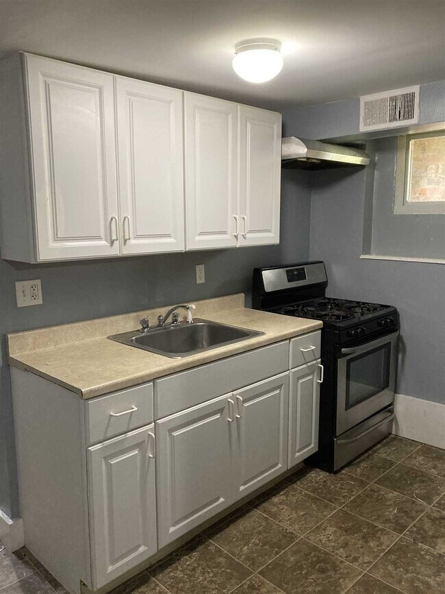 50 Noxon St 50 Noxon St Poughkeepsie NY 12601 Apartment Finder