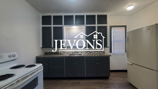 Building Photo - Coming soon! Available dates are subject to change without notice; please make sure you have tour...