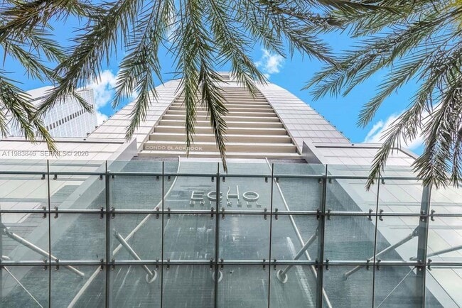 Building Photo - 1451 Brickell Ave