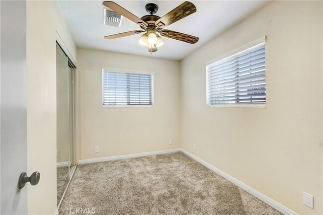 Building Photo - 2495 Vista Dr