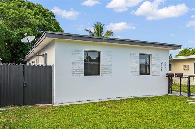 Building Photo - 2465 NW 35th St