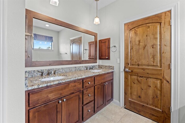 Building Photo - 4536 Berkman Dr