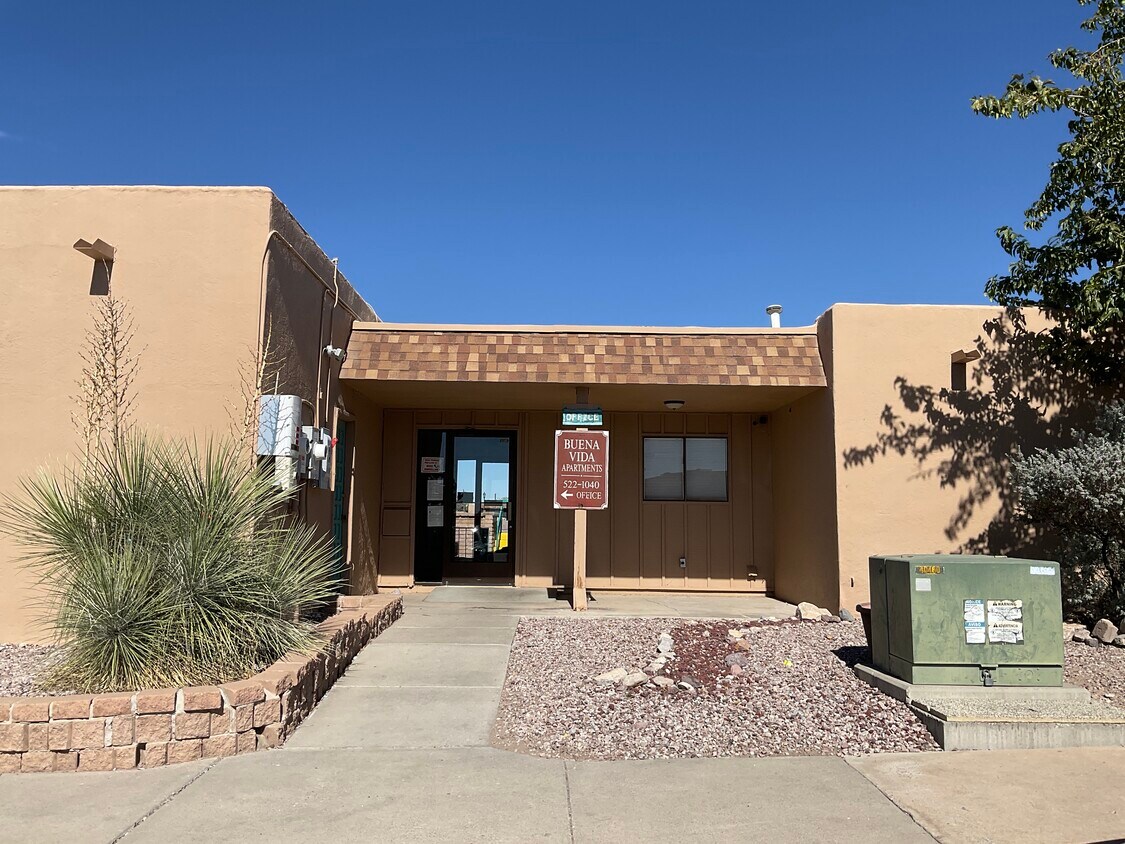 Buena Vida - 1505 La Fonda Dr Las Cruces NM 88001 | Apartment Finder