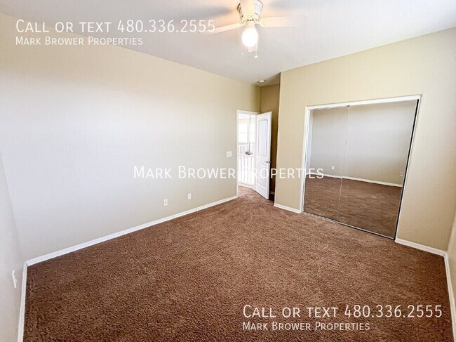 Building Photo - 1400 W Flamingo Dr