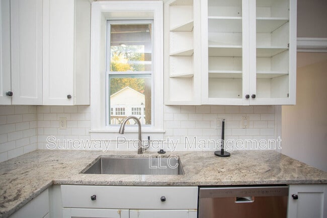 Building Photo - 150 Snyder Pl