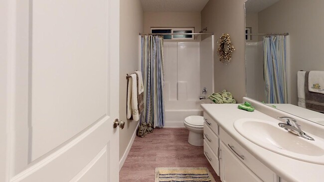 Building Photo - Don't Miss This Former Model Home Rental