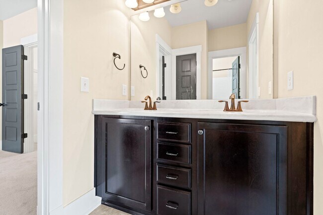 Building Photo - Beautiful Home in Briar Chapel-Many Amenities!