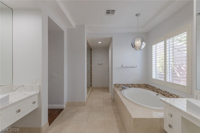 Building Photo - 1353 River Spey Ave