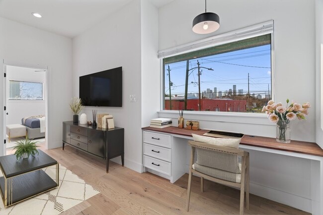 Building Photo - 3802 Commerce St