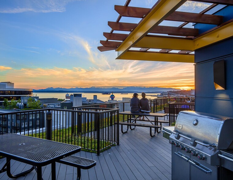 Interior Photo - Minnie Flats