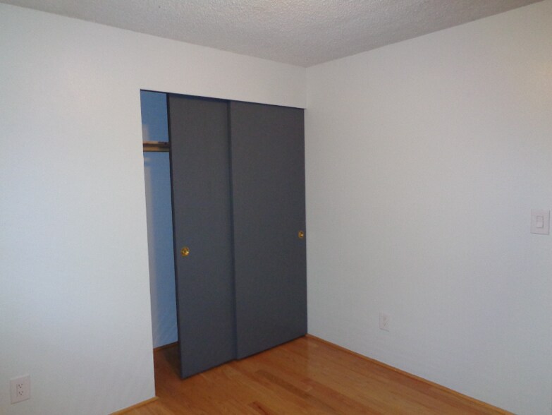 Building Photo - 20309 20th Pl W