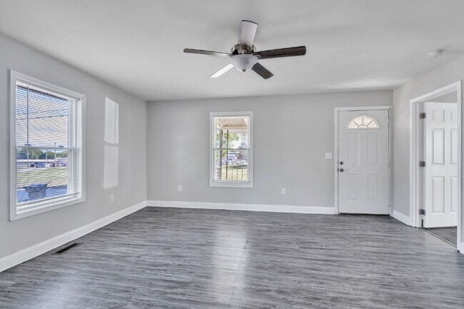 Building Photo - Cozy & Convenient 2BR, 1.5BA Greer Rental Near Downtown! $1,300/mo rent