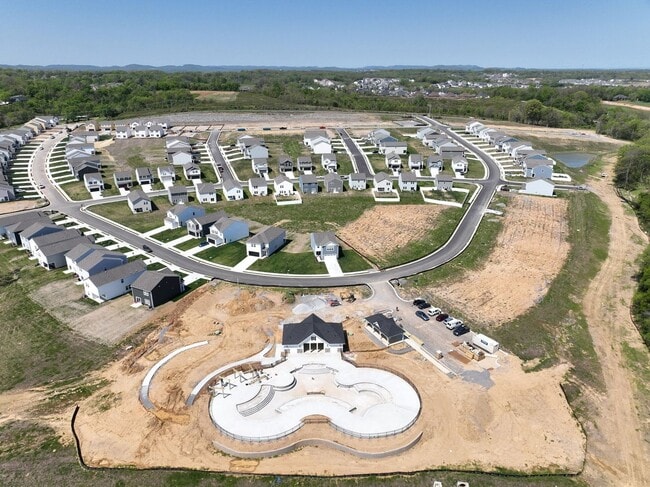 Building Photo - **RARE FIND: LIKE NEW, ONE-OWNER, 5-BED, 3-BATH HOME BUILT IN 2025 IN A NEIGHBORHOOD WITH RESORT-...