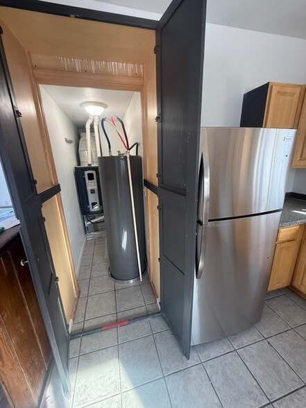 Building Photo - 116 Broadwater Ave