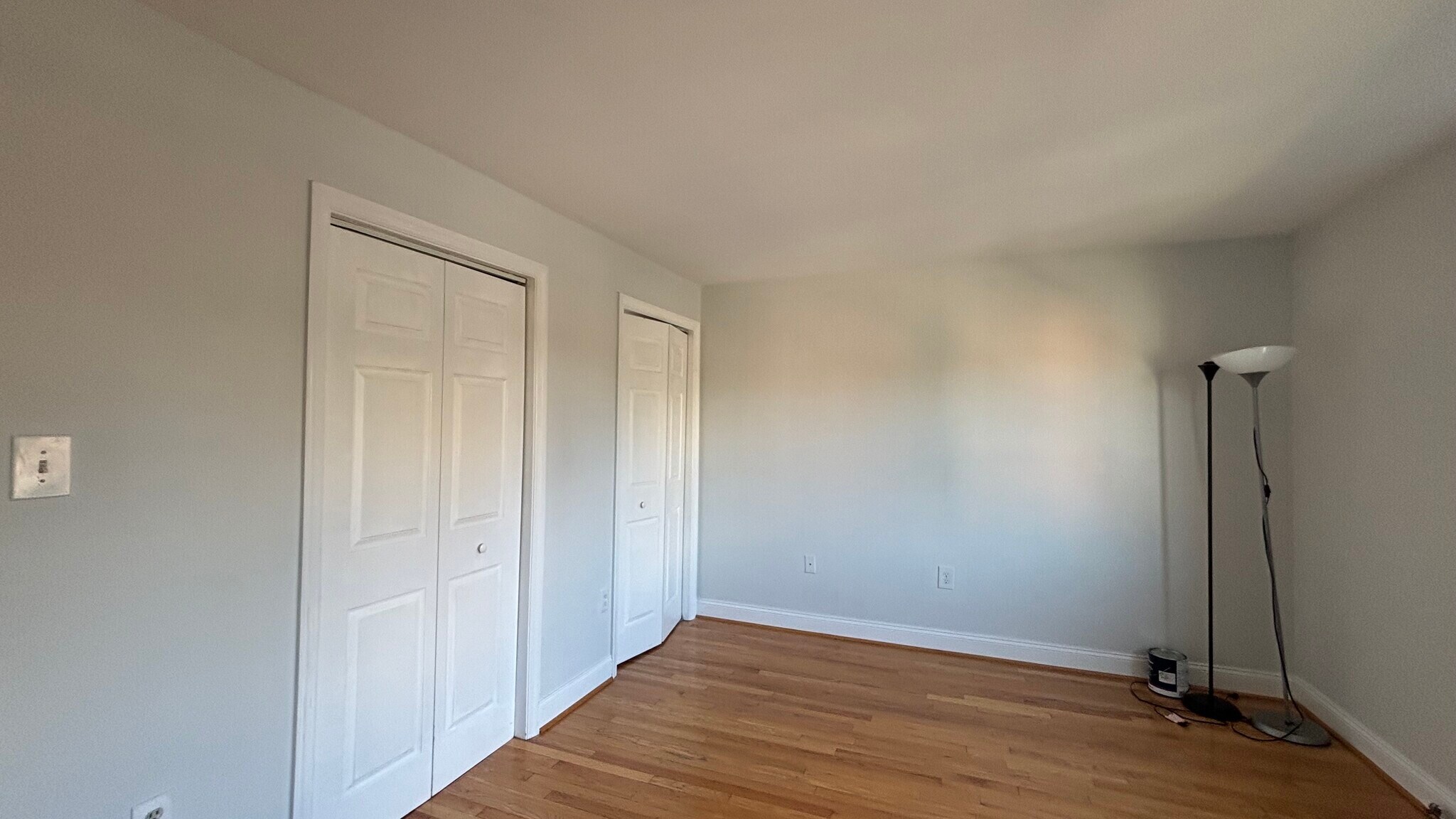 Building Photo - 5911 Mayflower Ct