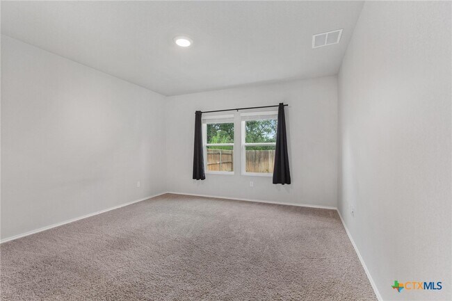 Building Photo - 13508 Tai Londo Dr