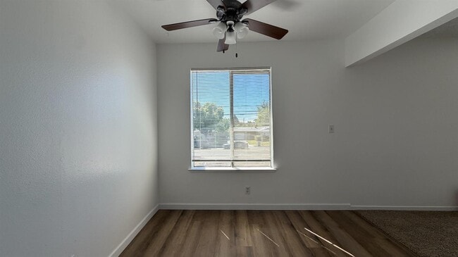 Building Photo - 2514 E Andrews Ave