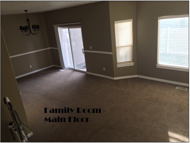 Building Photo - 67 N 340 W