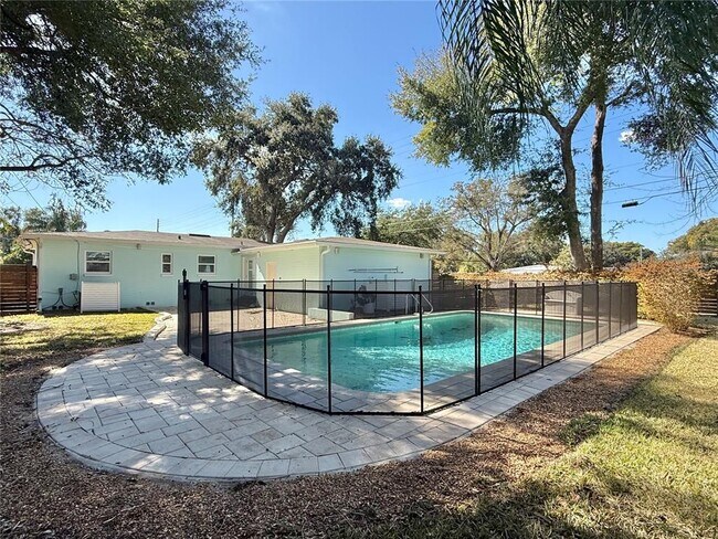 Building Photo - 2801 Nancy St