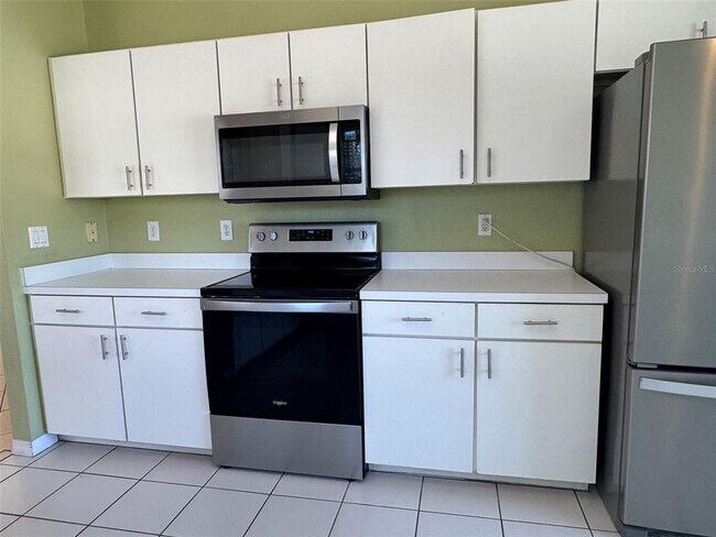 Building Photo - 3425 Canteen Ct