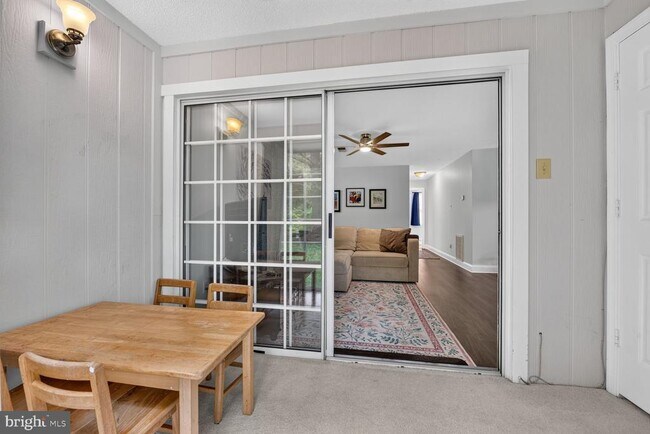 Building Photo - 12103 Green Ledge Ct