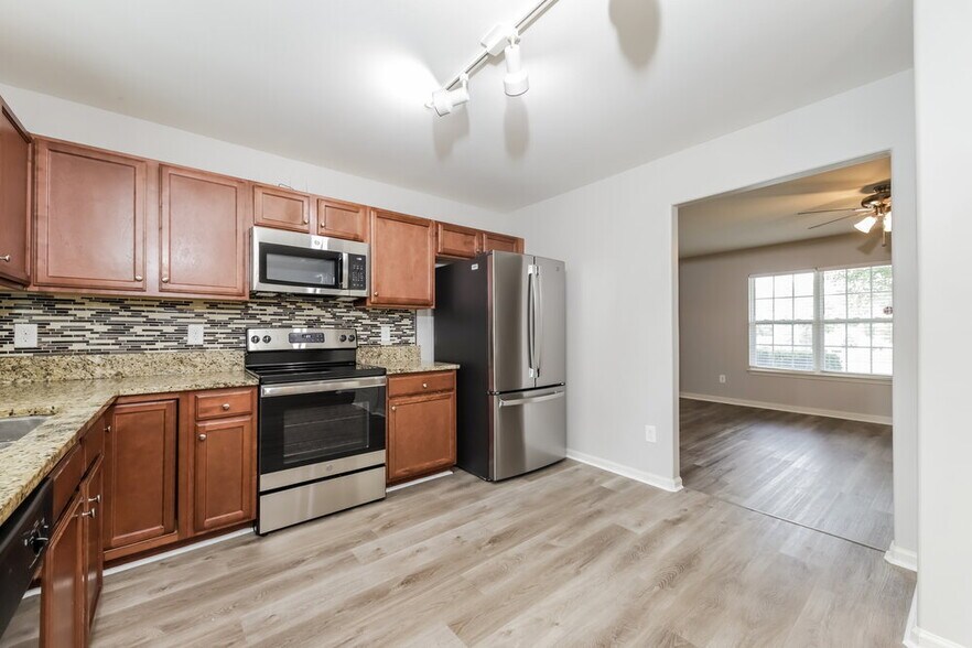 Building Photo - 5063 Hogan Point Ct