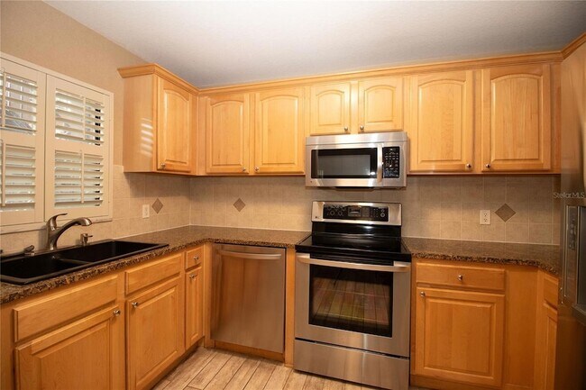 Building Photo - 6150 Gulfport Blvd S
