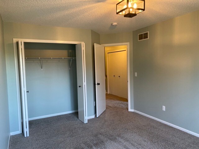 Bedroom 2 - 9305 Turnberry Alcove