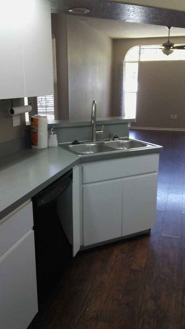 Building Photo - 7134 Woodibis Dr