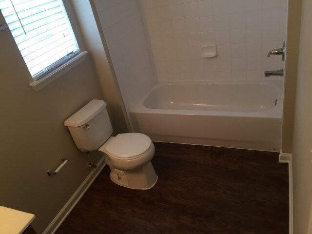 Building Photo - 1194 Dawn Creek Ct