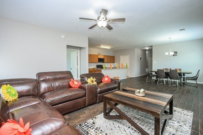 Building Photo - 3318 Grand Cane Ln