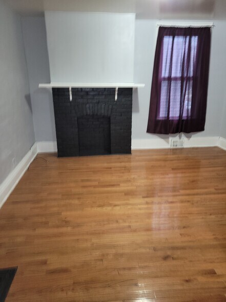 Building Photo - 376 W Delavan Ave