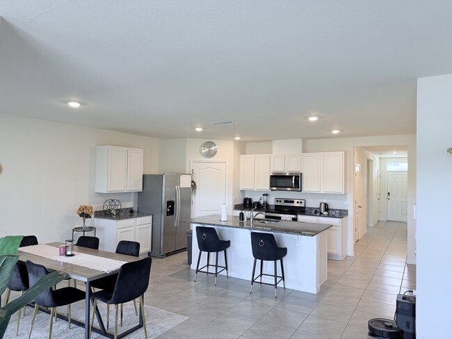 Building Photo - 2463 Taloncrest Ct