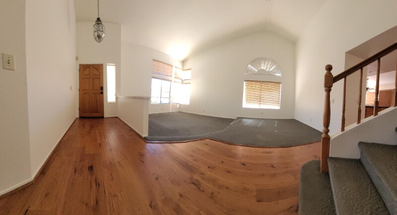 Building Photo - 11322 Redbud Ct