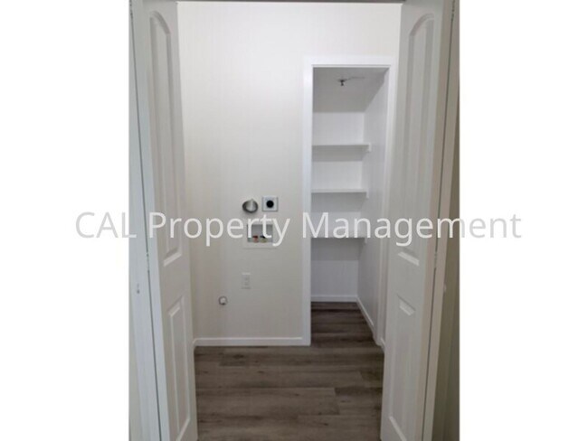 Building Photo - 513-C N 3rd St