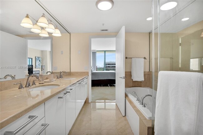 Building Photo - 3350 SW 27th Ave